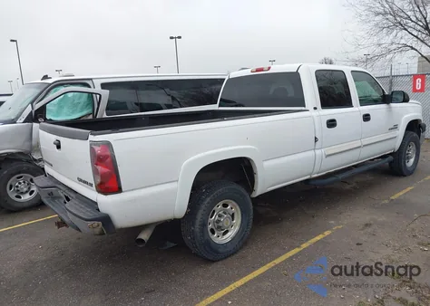 2004 Chevrolet Silverado 2500Hd Lt z USA, uszkodzony, nr VIN 1GCHC23194F171388